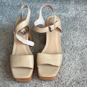 NWOT- Nine West Beige Platform Wedge Sandals